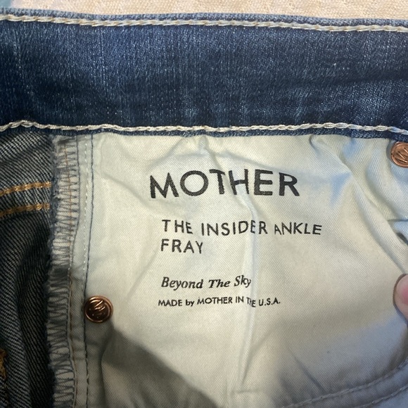 Mother The Insider Ankle Fray - Picture 8 of 11